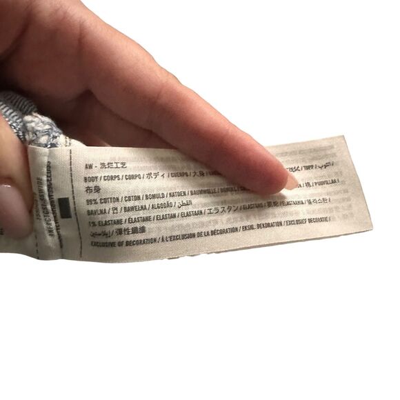 ABERCROMBIE & FITCH Dad Curve Love High Rise Distressed Denim 27/4R - Picture 5 of 5